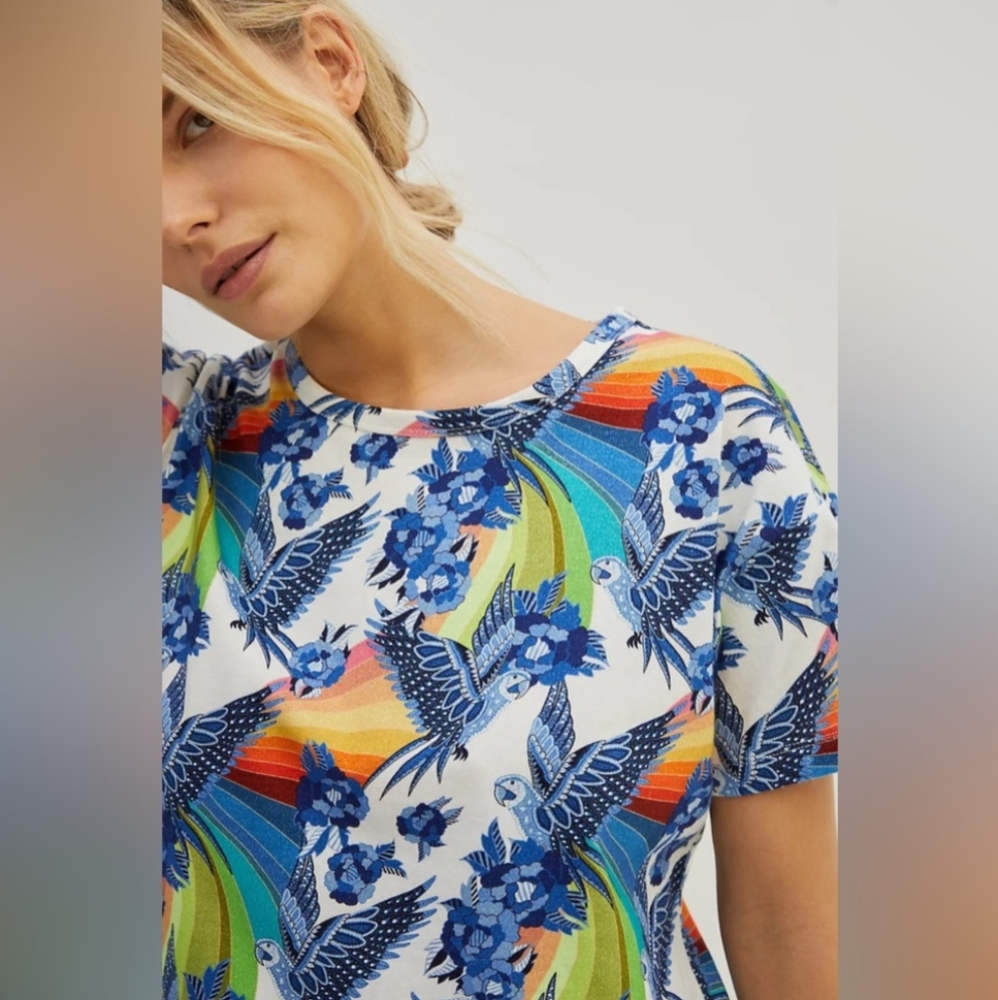 Farm Rio Aves Graphic Tee Size Medium